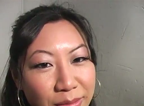 Tia ling gloryhole