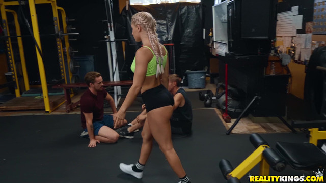 Abella Danger In Einem Sexy Sportvideo