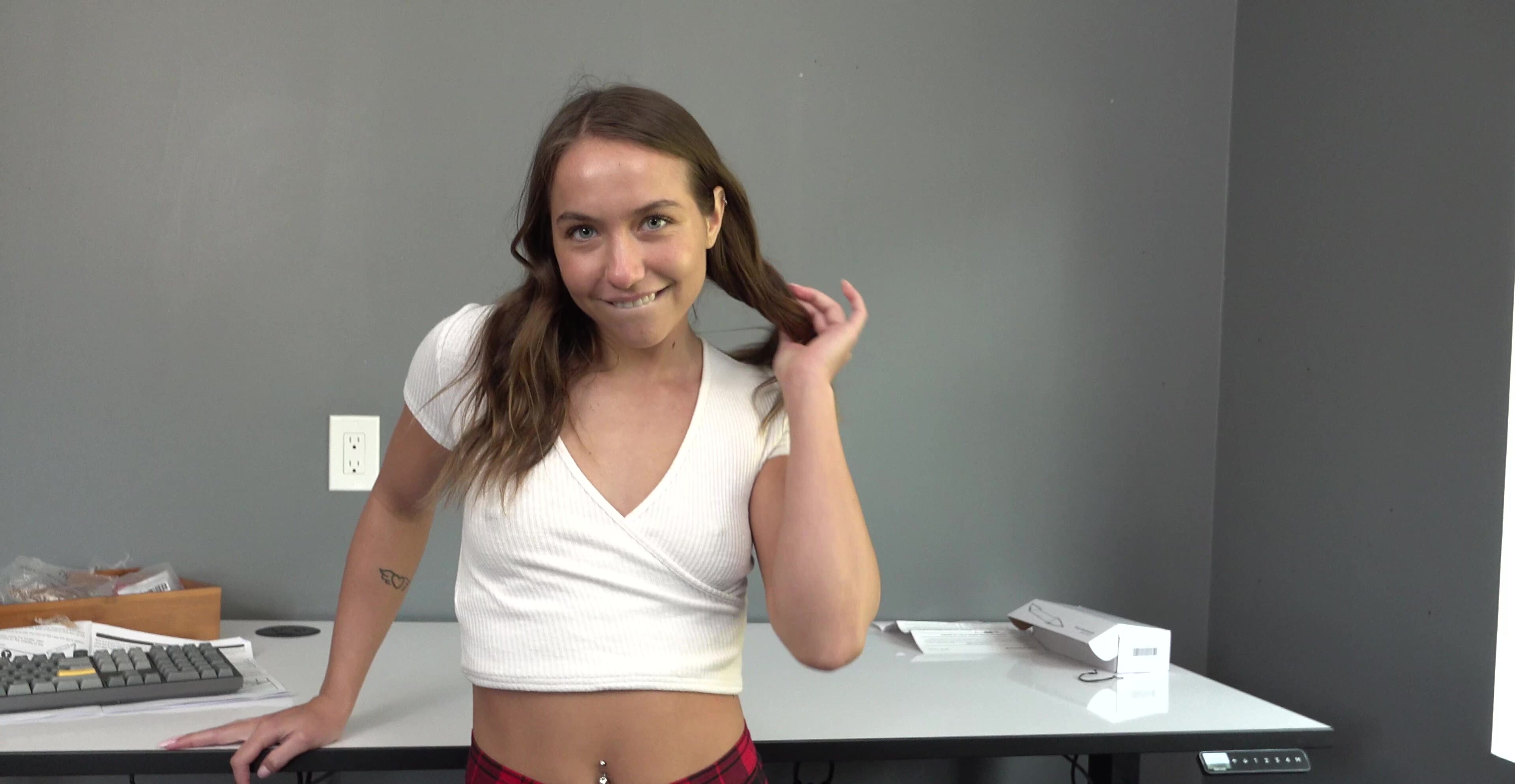 Violet Moore enjoys while giving her boyfriend nice blowjob | Any Porn